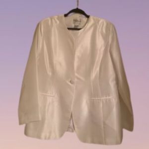 Women’s 3 piece suit